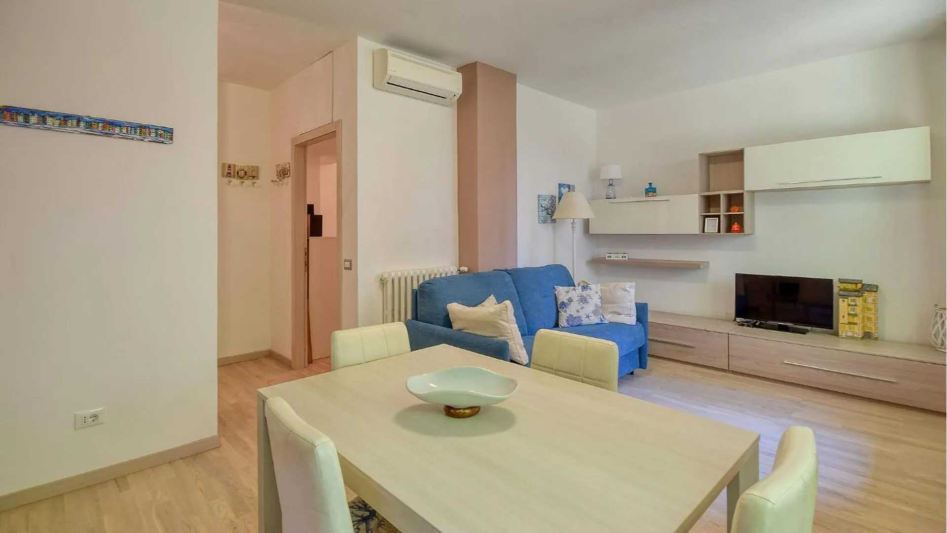 1 Bedroom Lovely Apartment In Camogli